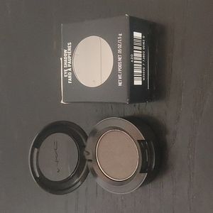 MAC Eye Shadow "Print"
